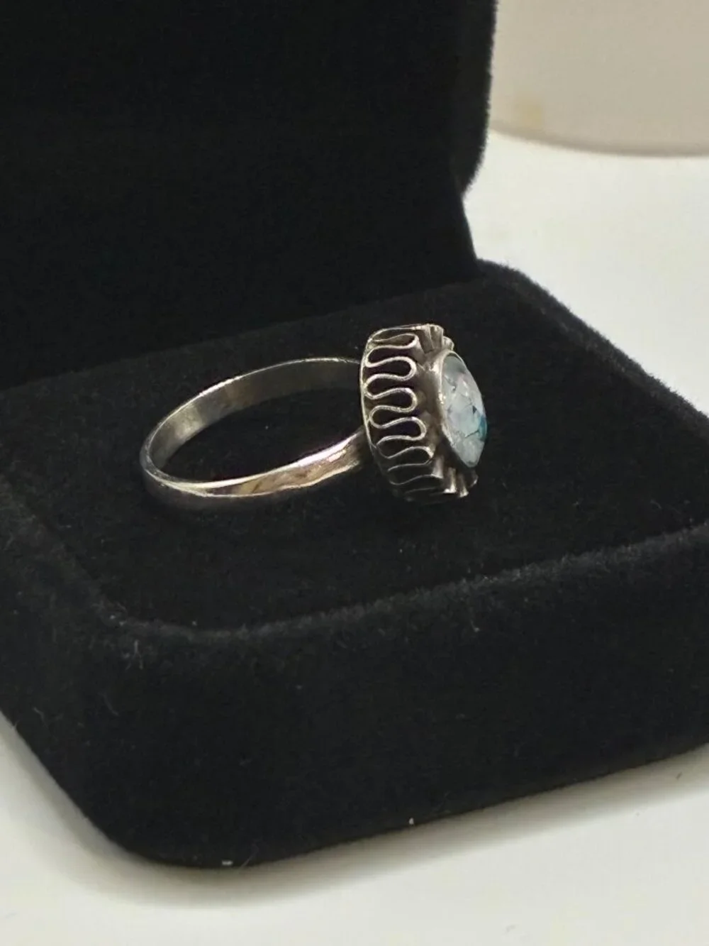 Vintage Crushed Mosaic Blue Fire Opal 925 Sterling Silver Sunburst Ring Size 6